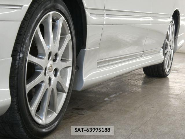 Toyota CROWN ESTATE 2000-03 8073358-7