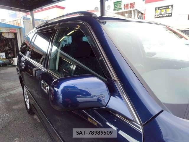 Toyota CROWN ESTATE 2006-06 8098632-28