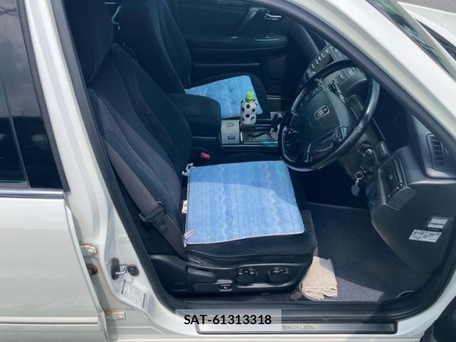 Toyota CROWN ESTATE 2002-11 8098633-13
