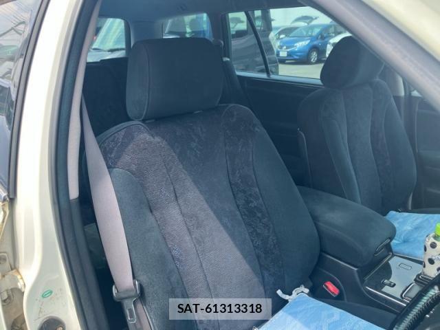 Toyota CROWN ESTATE 2002-11 8098633-14