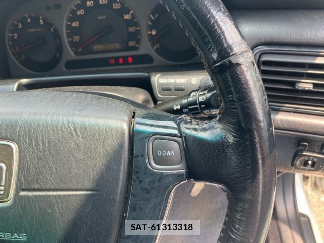 Toyota CROWN ESTATE 2002-11 8098633-17