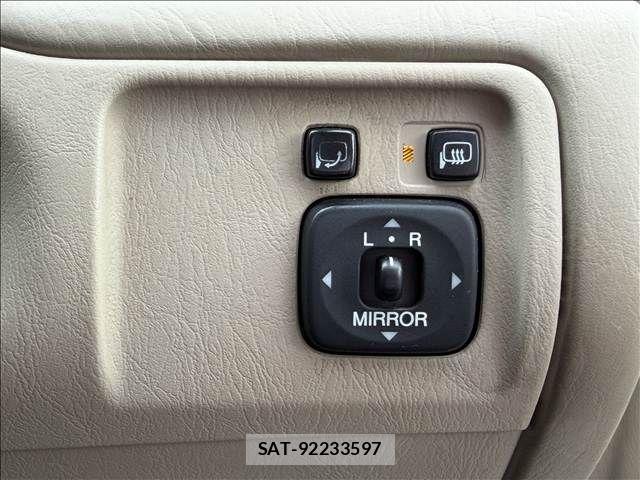 Toyota CROWN ESTATE 2003-07 8354206-13