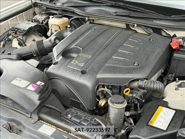 Toyota CROWN ESTATE 2003-07 8354206-19
