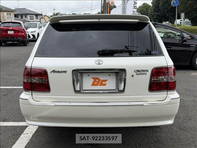 Toyota CROWN ESTATE 2003-07 8354206-22