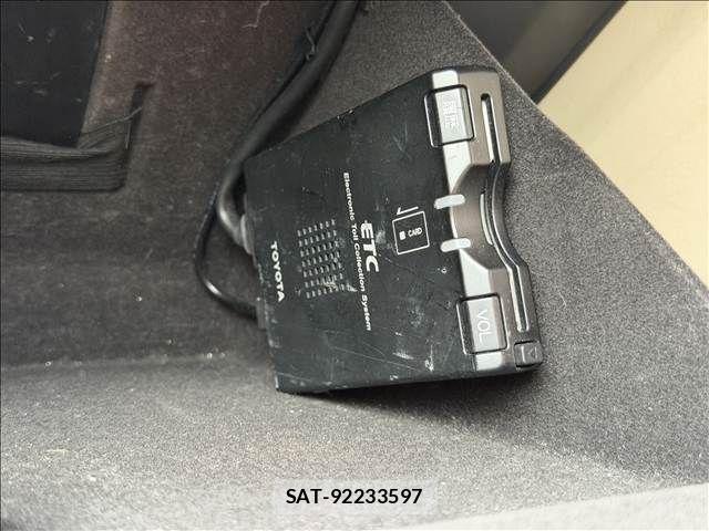 Toyota CROWN ESTATE 2003-07 8354206-3