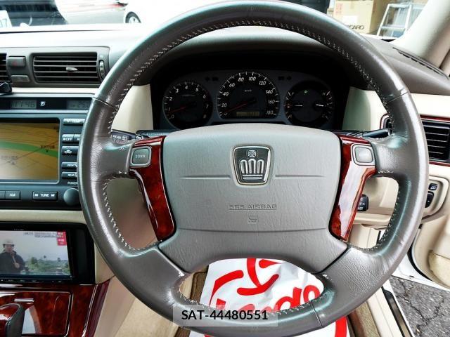 Toyota CROWN ESTATE 2003-10 8879212-3