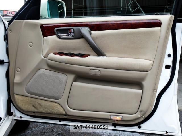 Toyota CROWN ESTATE 2003-10 8879212-6