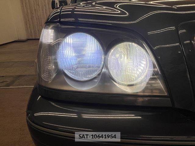 Toyota CROWN ESTATE 2006-06 8879213-28