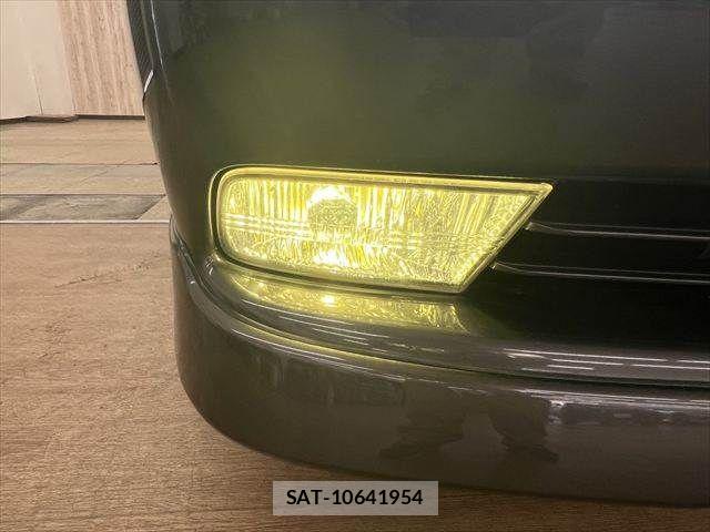 Toyota CROWN ESTATE 2006-06 8879213-29
