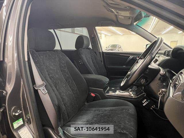 Toyota CROWN ESTATE 2006-06 8879213-5
