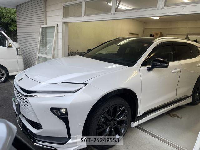 Toyota CROWN ESTATE 2025-06 1121636-1