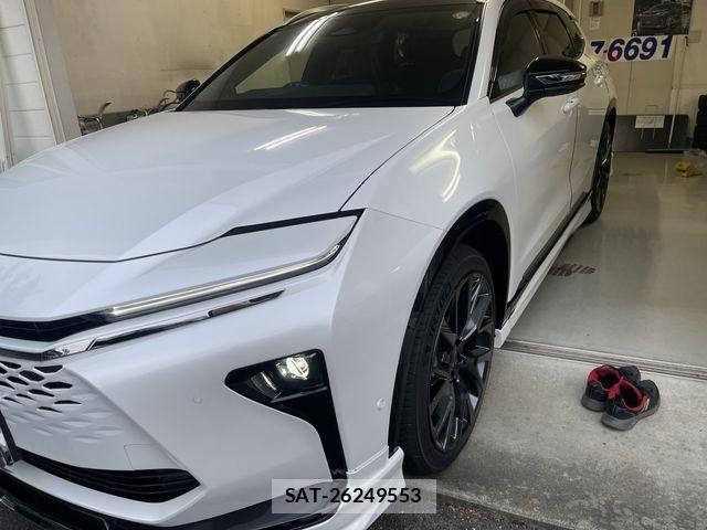 Toyota CROWN ESTATE 2025-06 1121636-6