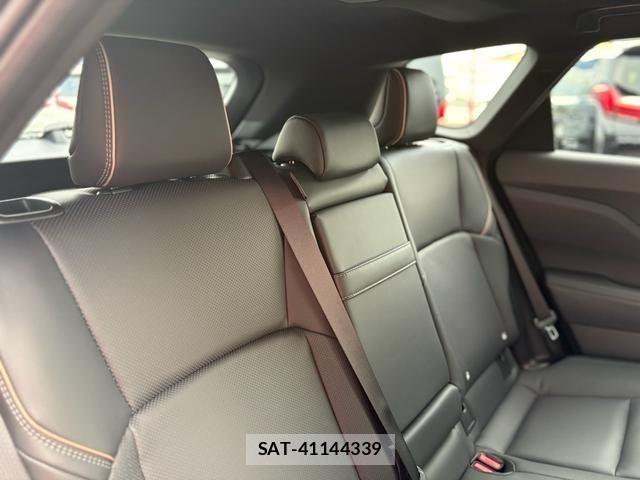 Toyota CROWN ESTATE 2025-08 1281007-10