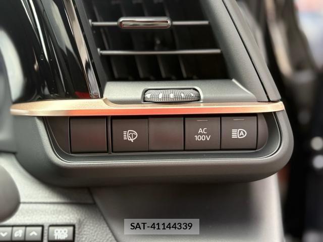 Toyota CROWN ESTATE 2025-08 1281007-21