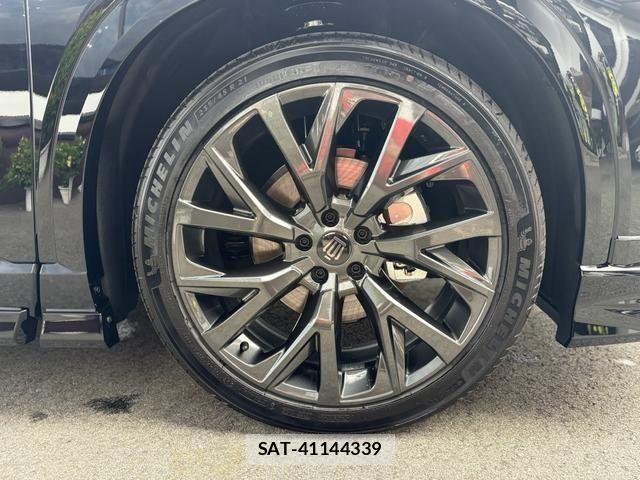 Toyota CROWN ESTATE 2025-08 1281007-4