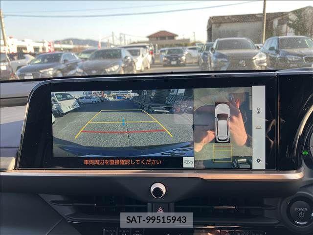 Toyota CROWN ESTATE 2025-06 3013852-7