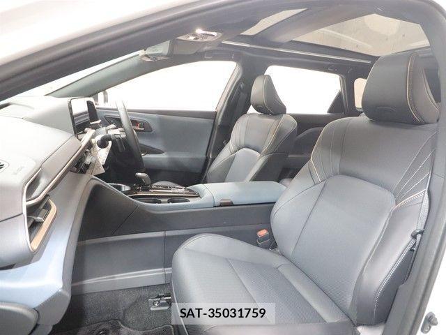 Toyota CROWN ESTATE 2025-11 3766827-10