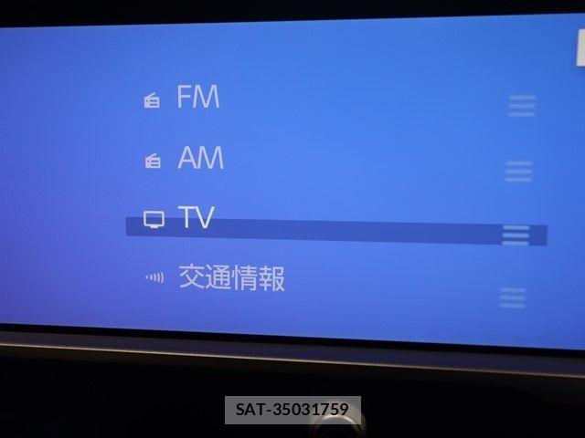 Toyota CROWN ESTATE 2025-11 3766827-22