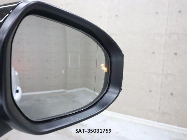 Toyota CROWN ESTATE 2025-11 3766827-25
