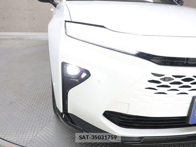 Toyota CROWN ESTATE 2025-11 3766827-27