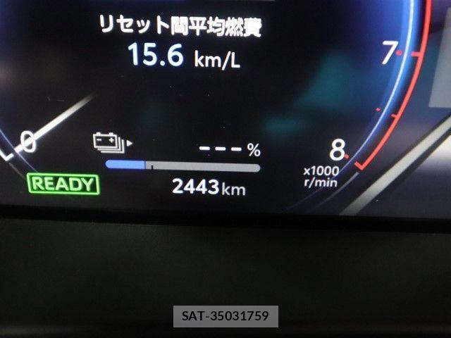 Toyota CROWN ESTATE 2025-11 3766827-28