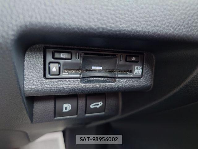 Toyota CROWN ESTATE 2025-08 3933618-21