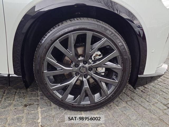 Toyota CROWN ESTATE 2025-08 3933618-7