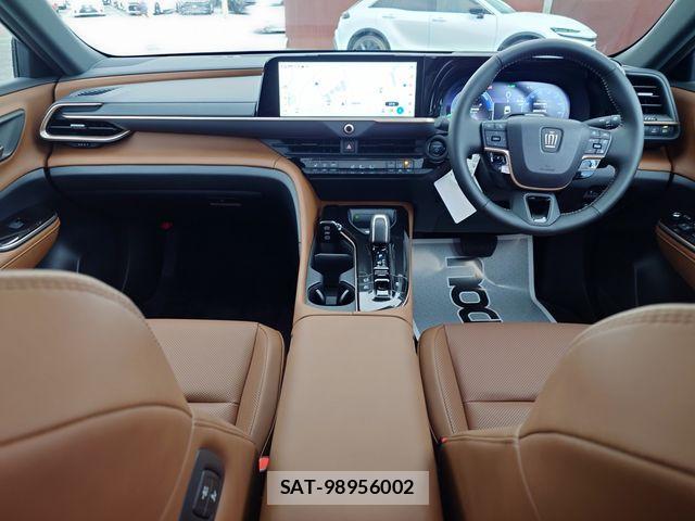Toyota CROWN ESTATE 2025-08 3933618-8