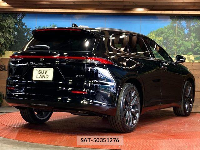 Toyota CROWN ESTATE 2025-11 5863452-16