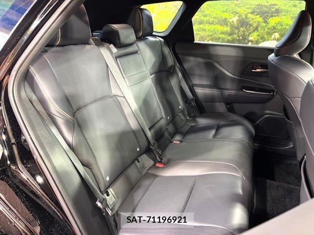 Toyota CROWN ESTATE 2025-07 6611191-10