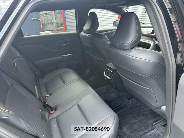 Toyota CROWN ESTATE 2025-07 6675469-17