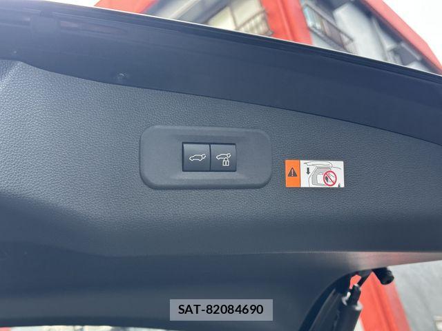 Toyota CROWN ESTATE 2025-07 6675469-18
