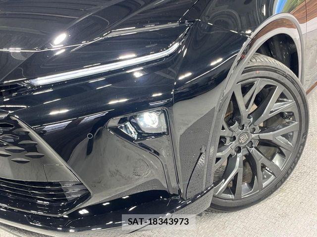 Toyota CROWN ESTATE 2025-09 6715912-11