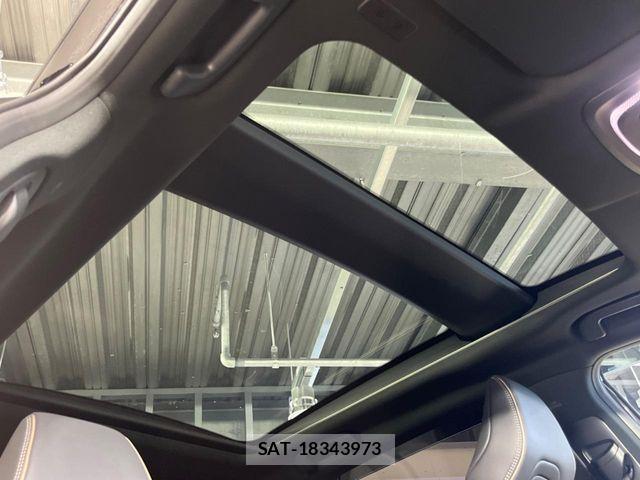 Toyota CROWN ESTATE 2025-09 6715912-2
