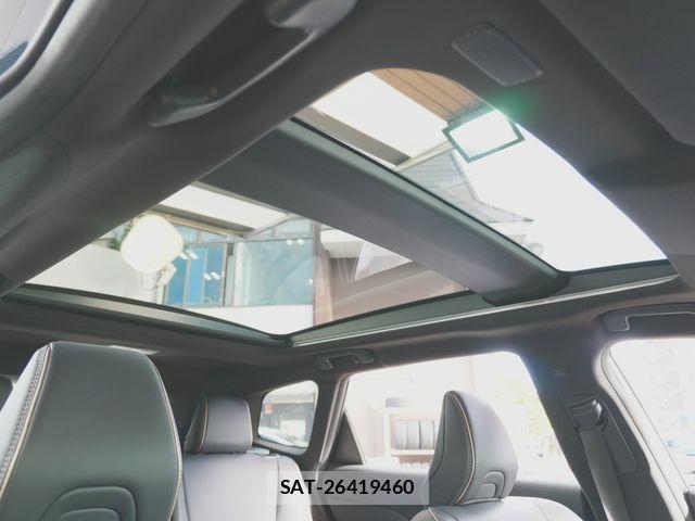 Toyota CROWN ESTATE 2025-06 6715913-19