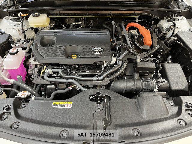Toyota CROWN ESTATE 2025-06 6751122-27
