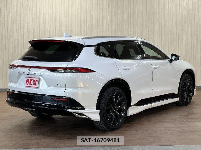 Toyota CROWN ESTATE 2025-06 6751122-2