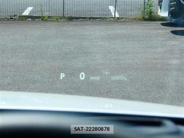 Toyota CROWN ESTATE 2025-05 6814368-20