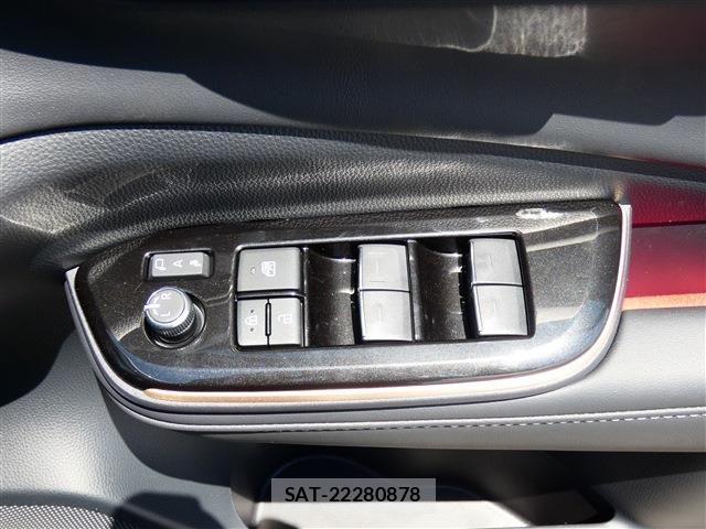 Toyota CROWN ESTATE 2025-05 6814368-26