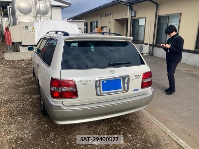 Toyota CROWN ESTATE 2002-09 7058036-3
