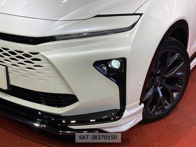 Toyota CROWN ESTATE 2025-08 7058029-11