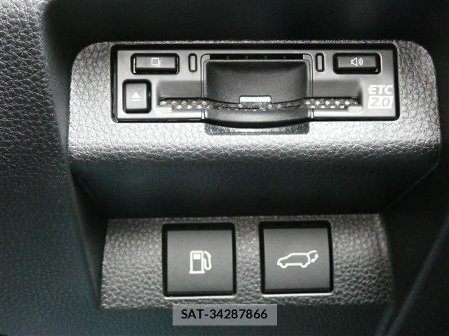 Toyota CROWN ESTATE 2026-01 7216533-21