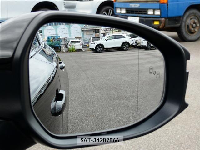 Toyota CROWN ESTATE 2026-01 7216533-22
