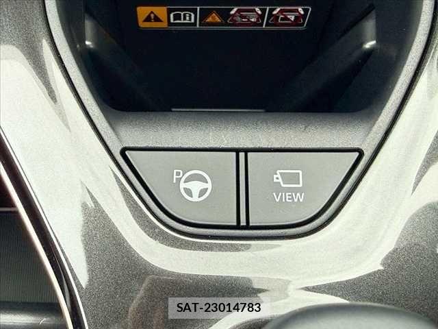Toyota CROWN ESTATE 2025-07 7216535-27