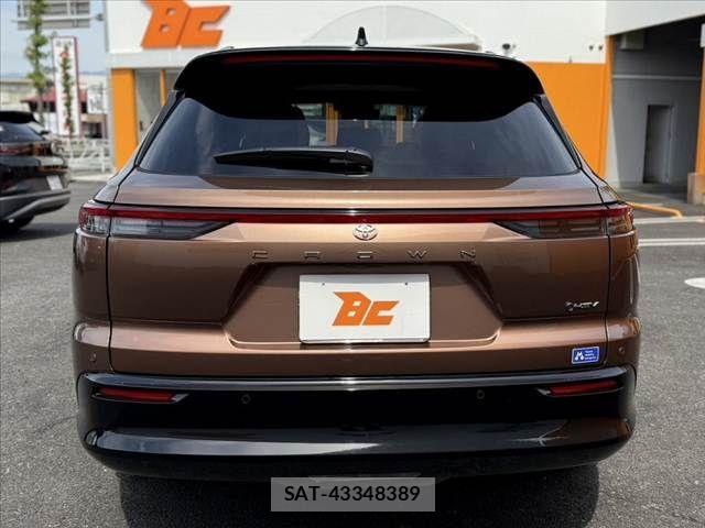 Toyota CROWN ESTATE 2025-10 7216531-13