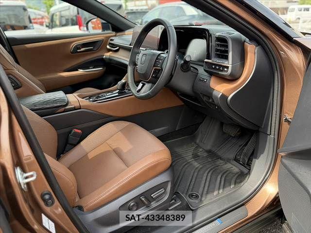 Toyota CROWN ESTATE 2025-10 7216531-15