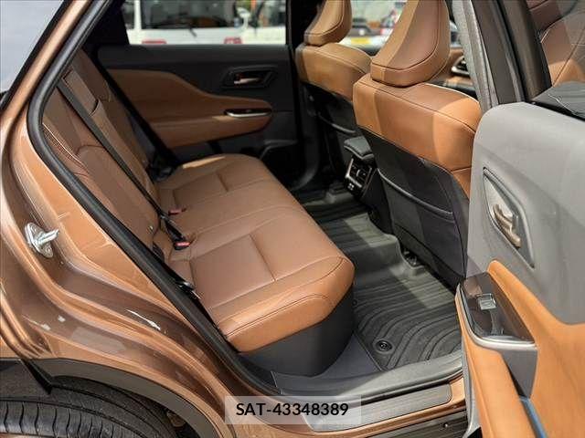 Toyota CROWN ESTATE 2025-10 7216531-19