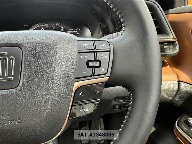 Toyota CROWN ESTATE 2025-10 7216531-24
