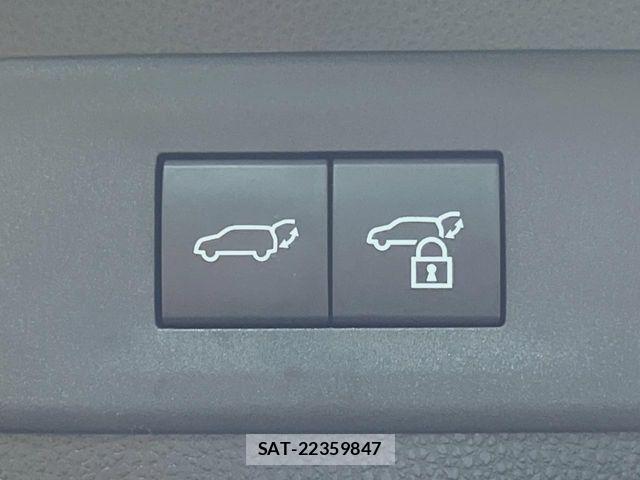 Toyota CROWN ESTATE 2025-07 7249706-7