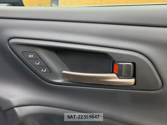 Toyota CROWN ESTATE 2025-07 7249706-8